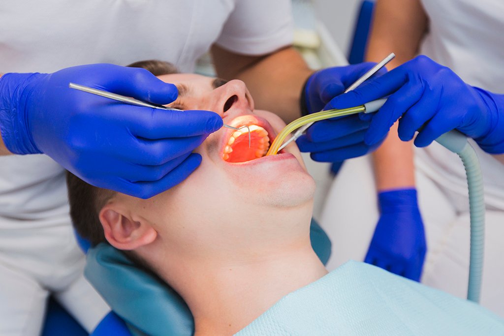 A Comprehensive Analysis of the Factors Influencing How Much Does It Cost to Extract a Tooth